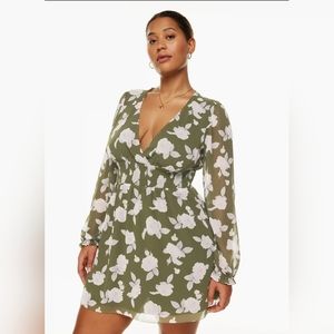 Aritzia green dress